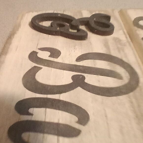 ⭐️5/$25 To The Moon & Back wall hanging sign - Picture 6 of 7